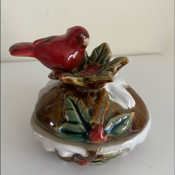 Vintage Majolica ceramic Red Cardinal Christmas Trinket Heart shaped Box